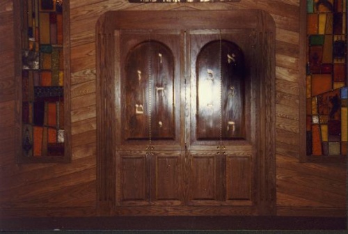 Custom bifold doors hold the Tablets